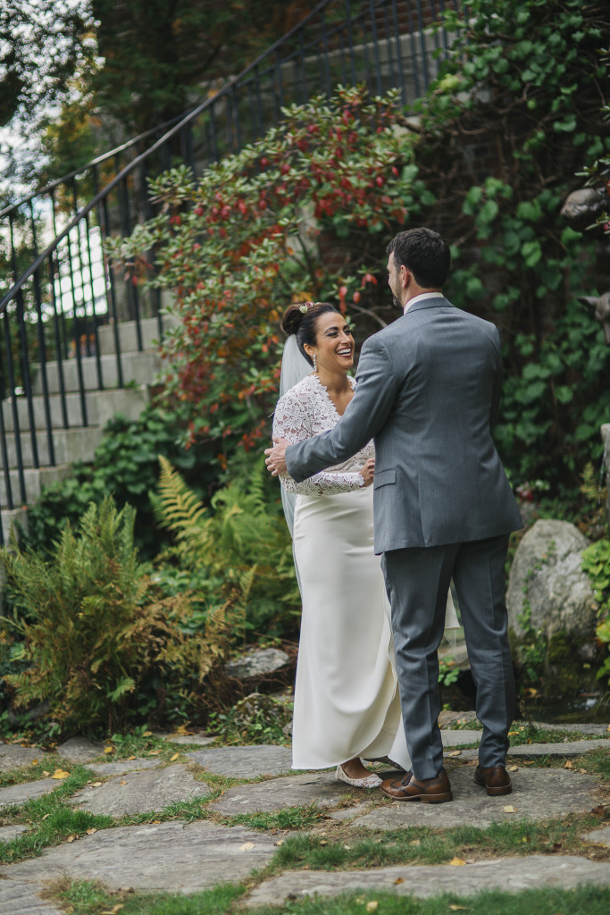 camden amphitheatre wedding photographer maine 37