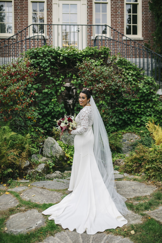 camden amphitheatre wedding photographer maine 65