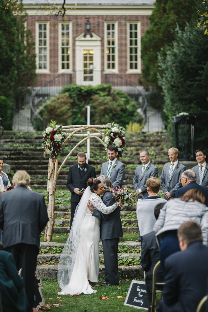 camden amphitheatre wedding photographer maine 89